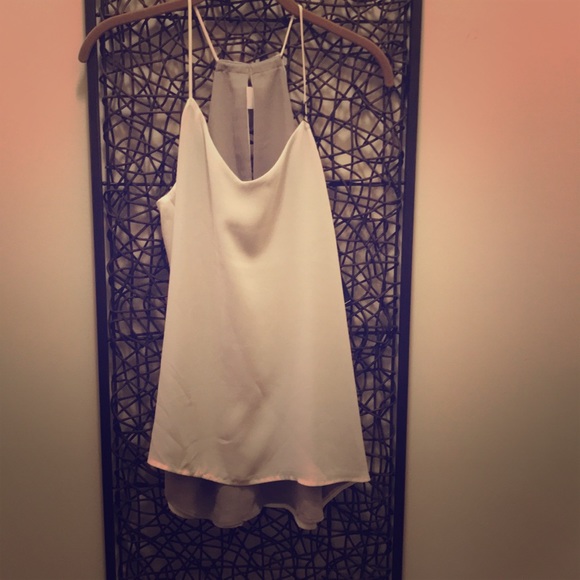 NWT.. Reversible Tank! - Picture 1 of 3